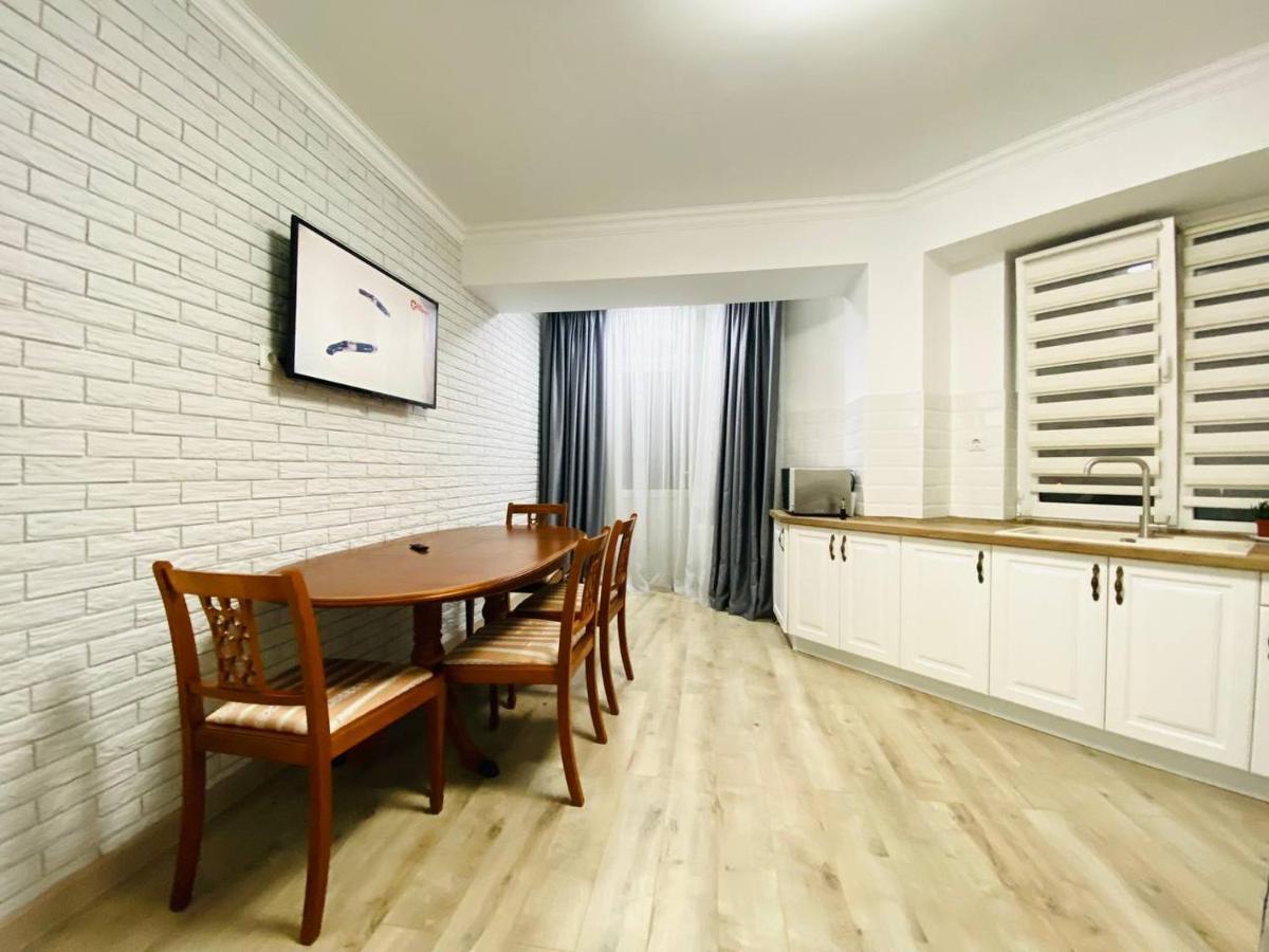 Central Eco View Apartment Κισινάου Εξωτερικό φωτογραφία