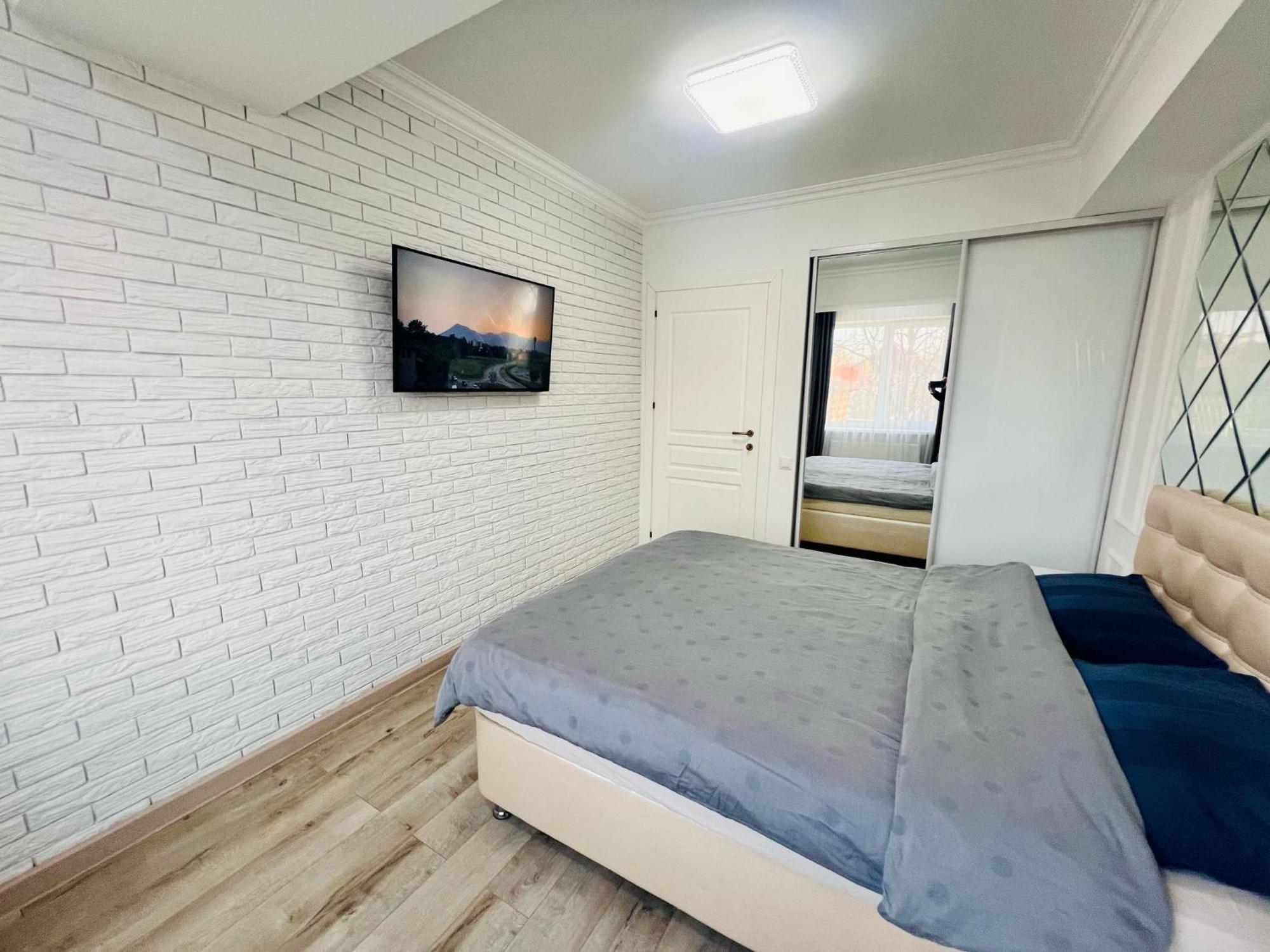 Central Eco View Apartment Κισινάου Εξωτερικό φωτογραφία